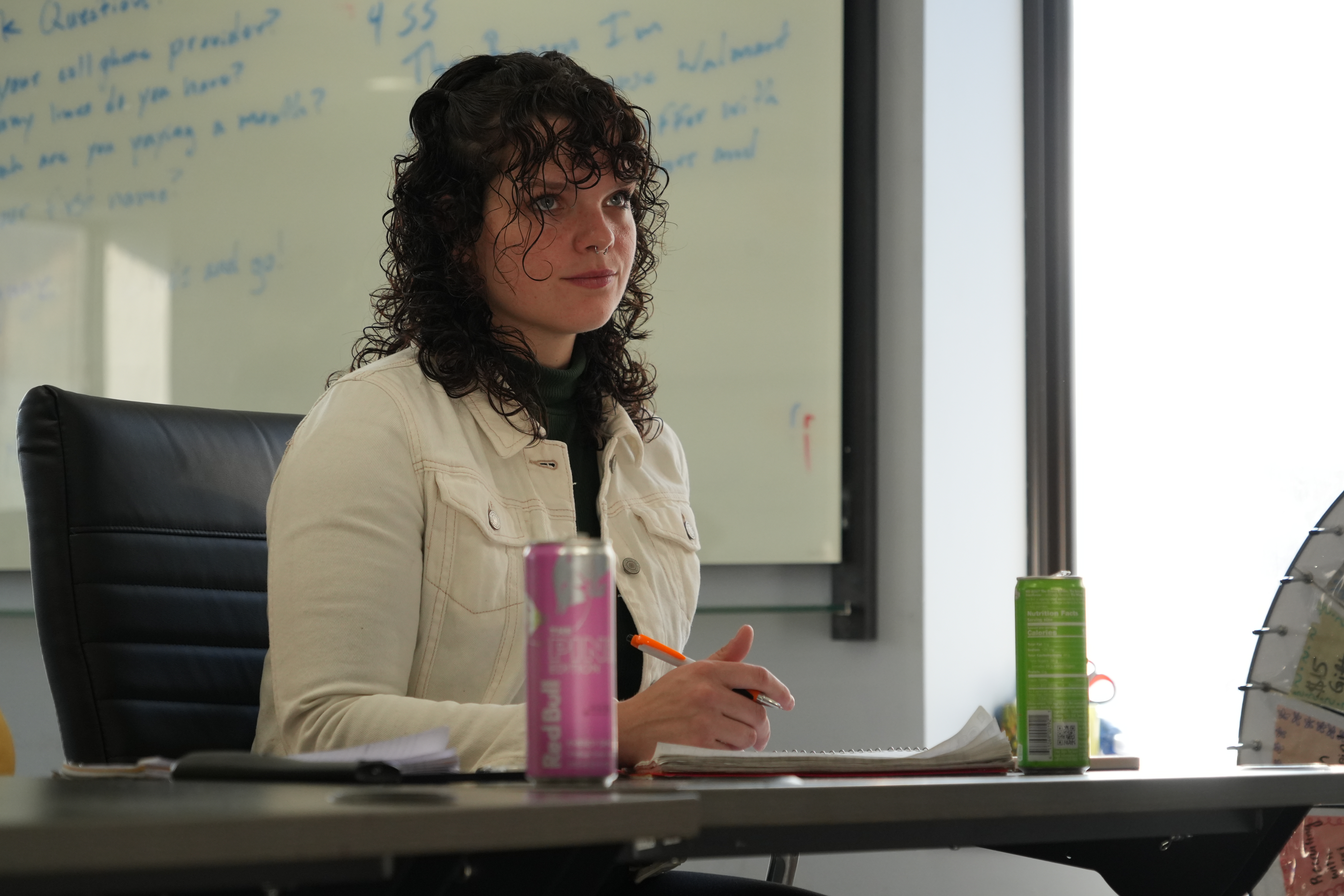 Office photoshoot captured by Kira Gendjar.