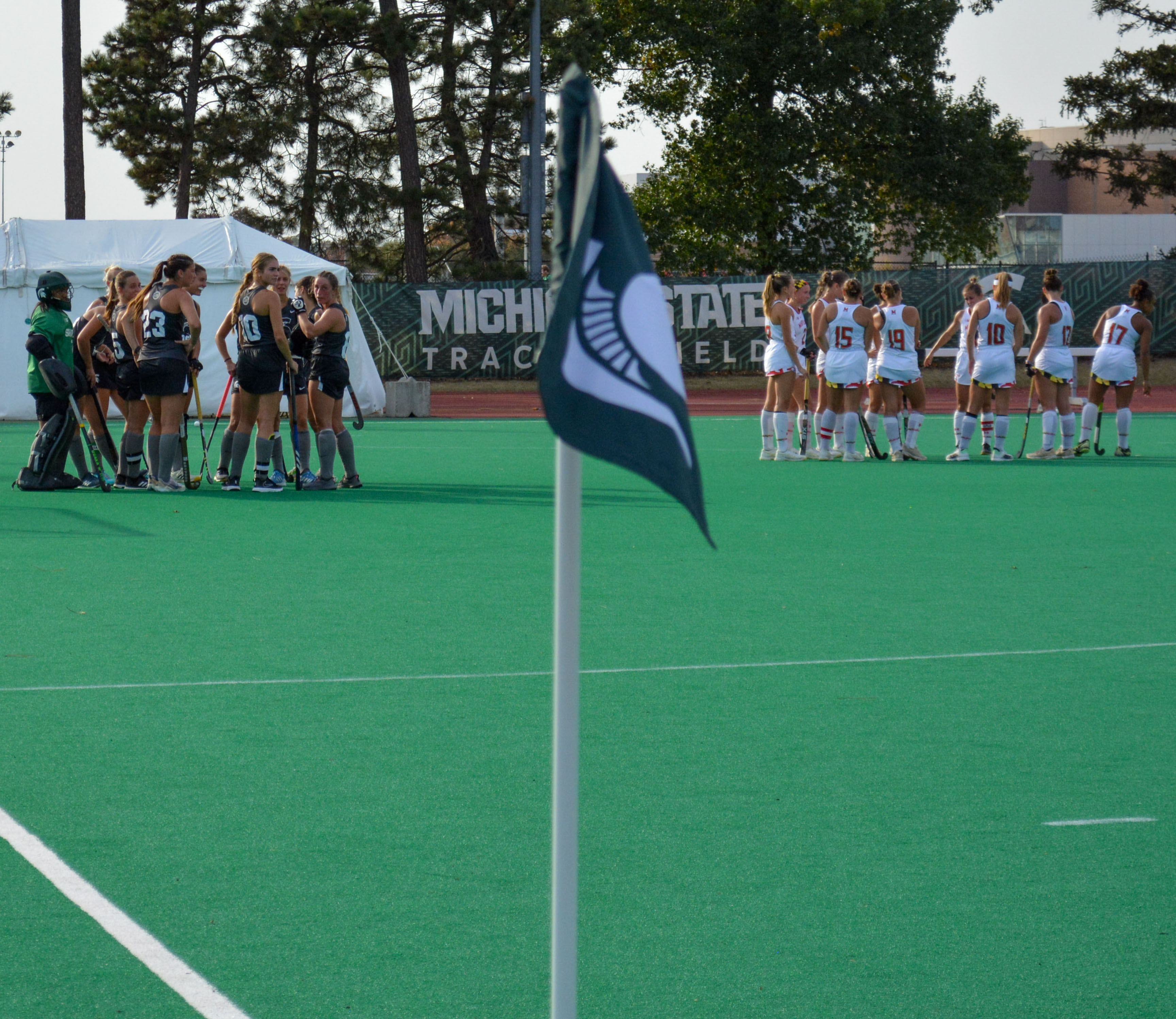 Photo of Michigan State University’s Field Hockey team taken by Kira Gendjar.